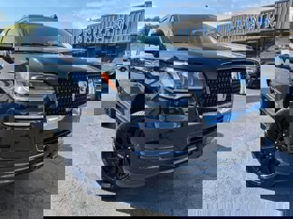 Used 2024 Lincoln Navigator Reserve image 1
