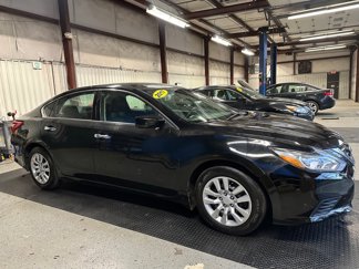 Used 2017 Nissan Altima 2.5 S w/ Power Driver Seat Package image 1