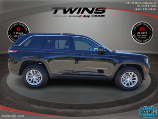 New 2025 Jeep Grand Cherokee Laredo X image 1