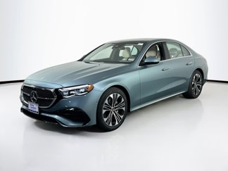 Used 2025 Mercedes-Benz E 350 4MATIC Sedan image 1