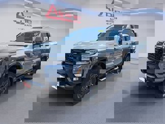 New 2025 Nissan Frontier PRO-4X image 1