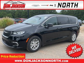 New 2026 Chrysler Pacifica Select image 1