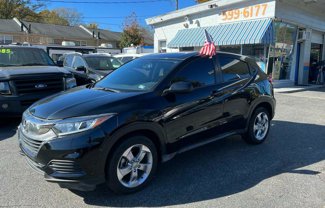 Used 2019 Honda HR-V LX image 1