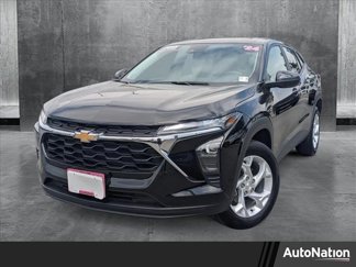 Used 2024 Chevrolet Trax LS w/ LS Convenience Package image 1