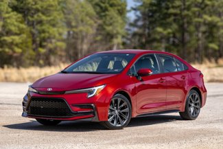 Used 2024 Toyota Corolla SE image 1