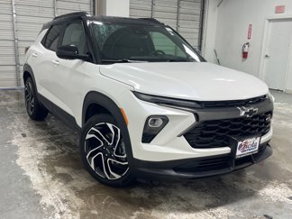 Used 2025 Chevrolet TrailBlazer RS w/ Convenience Package image 1