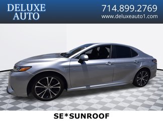 Used 2020 Toyota Camry SE image 1