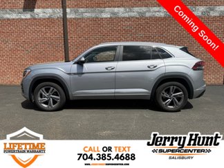 Used 2024 Volkswagen Atlas Cross Sport SEL R-Line image 1