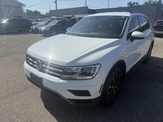 Used 2021 Volkswagen Tiguan SE R-Line image 1