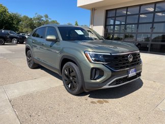 New 2026 Volkswagen Atlas Cross Sport SE image 1