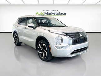 Used 2022 Mitsubishi Outlander SEL image 1