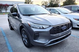 Used 2024 Ford Escape ST-Line image 1
