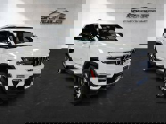 Used 2024 Jeep Grand Cherokee Limited 4xe image 1