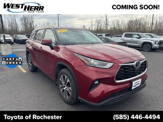 Used 2023 Toyota Highlander XLE image 1