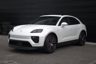 Used 2025 Porsche Macan Electric image 1