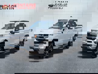 Used 2023 Chevrolet Silverado 1500 LT w/ Z71 Off-Road Package image 1