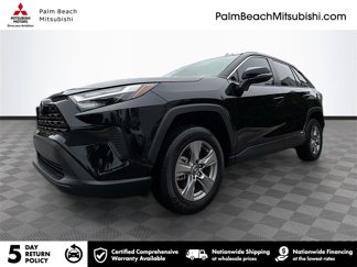 Used 2025 Toyota RAV4 XLE image 1