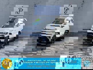 New 2025 Volkswagen Taos SEL image 1