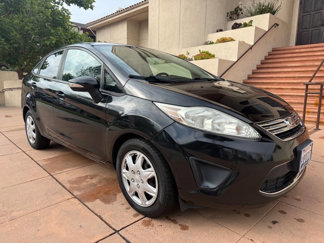 Used 2013 Ford Fiesta SE w/ Super Fuel Economy Pkg image 1
