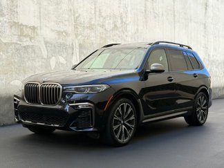 Used 2022 BMW X7 M50i image 1
