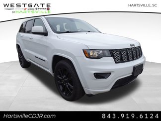 Used 2021 Jeep Grand Cherokee Laredo X image 1