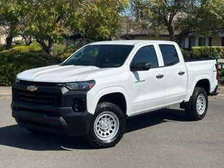 Used 2023 Chevrolet Colorado W/T image 1