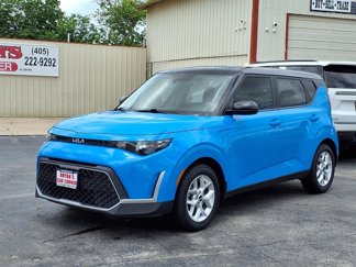 Used 2024 Kia Soul S image 1