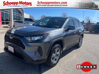 Used 2022 Toyota RAV4 LE image 1