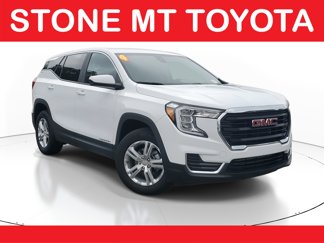 Used 2024 GMC Terrain SLE image 1
