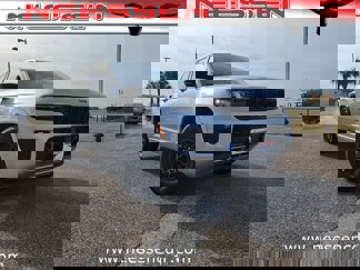 New 2025 Jeep Grand Cherokee Limited 4xe image 1