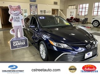 Used 2022 Toyota Camry LE image 1
