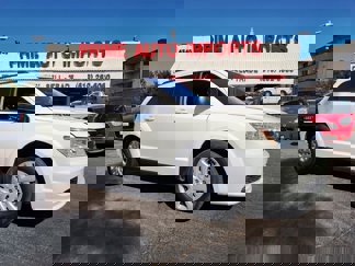 Used 2019 Dodge Journey SE image 1