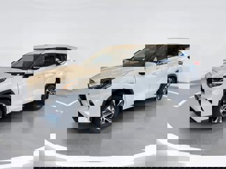 Certified 2022 Toyota Highlander XLE image 1