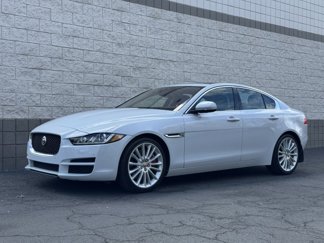 Used 2017 Jaguar XE First Edition image 1