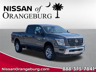 New 2024 Nissan Titan SV w/ SV Convenience Package image 1