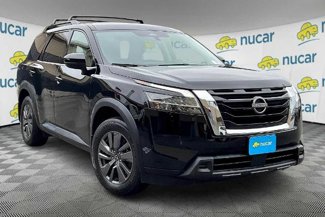 Certified 2022 Nissan Pathfinder SV image 1