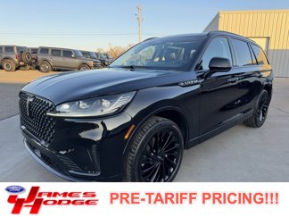 New 2025 Lincoln Aviator Reserve w/ Equipment Group 201A image 1