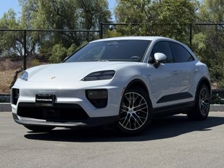 Used 2025 Porsche Macan Electric image 1