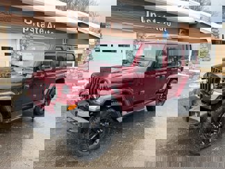 Used 2022 Jeep Wrangler Unlimited Sahara image 1