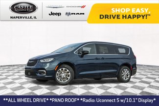 New 2025 Chrysler Pacifica Select image 1