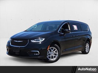 Used 2024 Chrysler Pacifica Touring-L video 1