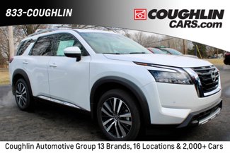 New 2025 Nissan Pathfinder Platinum w/ Cargo Package image 1