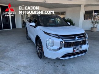 New 2025 Mitsubishi Outlander SEL image 1