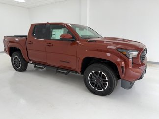 New 2025 Toyota Tacoma TRD Sport w/ TRD Sport Upgrade Package image 1