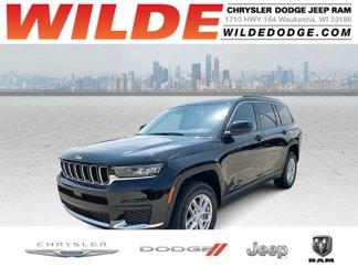 New 2025 Jeep Grand Cherokee L Laredo image 1