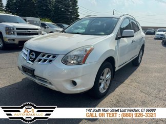 Used 2013 Nissan Rogue SV image 1