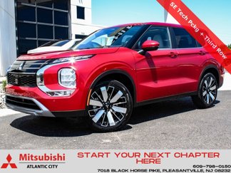 New 2025 Mitsubishi Outlander SE image 1
