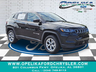 Used 2025 Jeep Compass Sport image 1