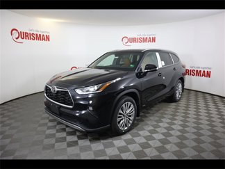 Used 2025 Toyota Highlander Platinum image 1