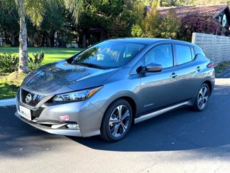 Used 2019 Nissan Leaf SV image 1